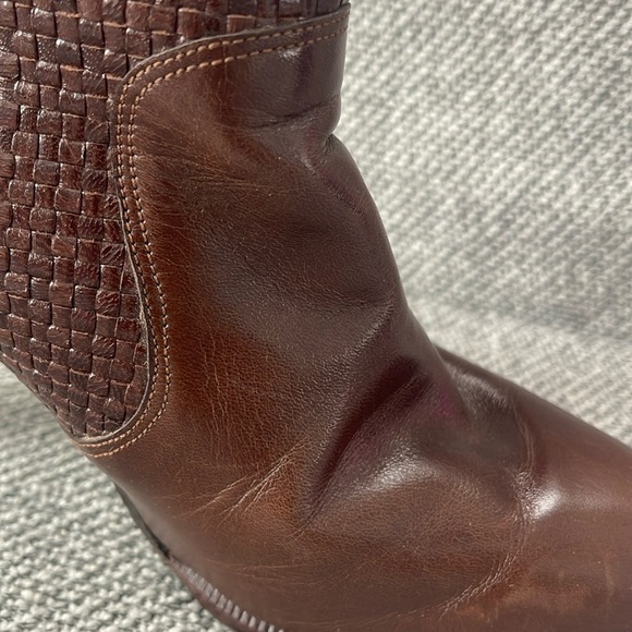 Made In Spain for RAYLEY LTD. Woven Brown Heeled Boots with Chunky High Heels - Picture 16 of 16